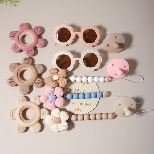 Coffret-cadeau-bebe-pousse-dentaire