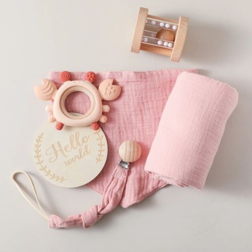 Coffret-cadeau-naissance-bebe-rose