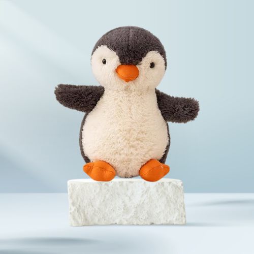 peluche-pingouin-anime