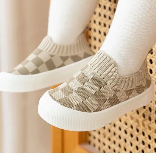 chaussure-bebe-damier-garçon