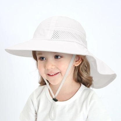 chapeau-anti-UV-bébé-fille-blanc