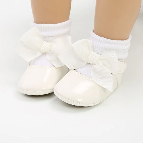 chaussure-bebe-fille-blanc-cérémonie