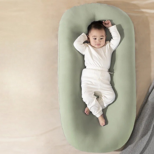 reducteur-de-lit-cocon-bebe-vert